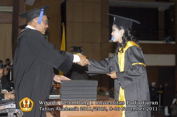 wisuda-fakultas-isip-oleh-dekan-259
