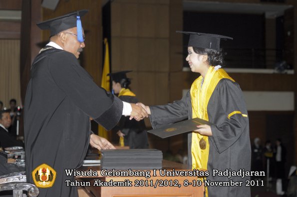 wisuda-fakultas-isip-oleh-dekan-277