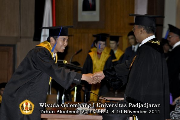 wisuda-fakultas-isip-oleh-rektor-200