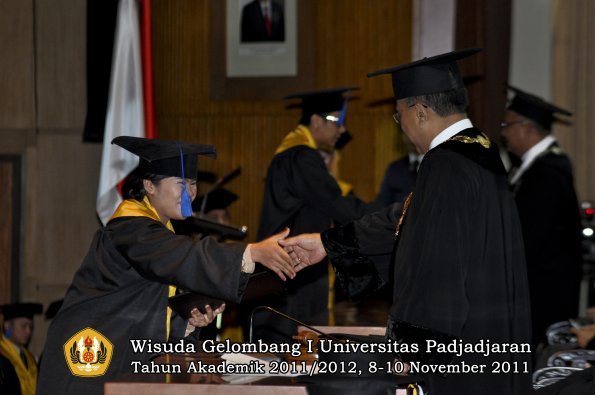 wisuda-fakultas-isip-oleh-rektor-230