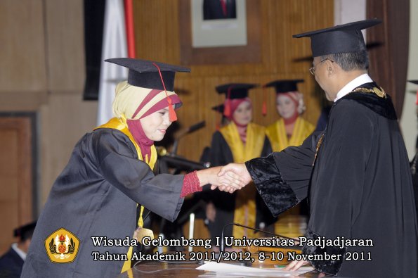 wisuda-fakultas-hukum-oleh-rektor-198