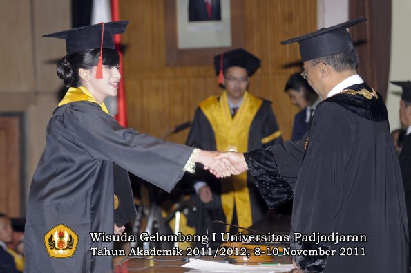 wisuda-fakultas-hukum-oleh-rektor-205