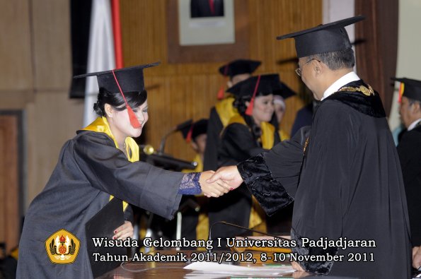 wisuda-fakultas-hukum-oleh-rektor-221