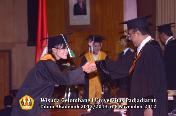 wisuda-unpad-gel-i-ta-2012_2013-fakultas-pertanian-oleh-rektor-120