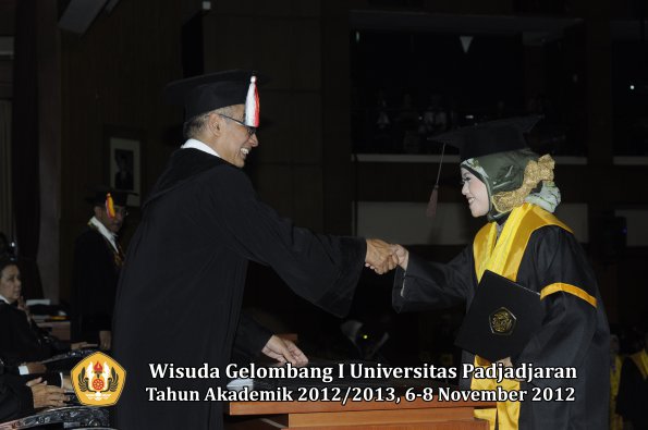 wisuda-unpad-gel-i-ta-2012_2013-fakultas-peternakan-oleh-dekan-01