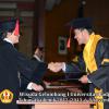 wisuda-unpad-gel-i-ta-2012_2013-fakultas-hukum-oleh-dekan-050