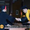 wisuda-unpad-gel-i-ta-2012_2013-fakultas-hukum-oleh-dekan-061