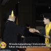 wisuda-unpad-gel-i-ta-2012_2013-fakultas-ilmu-komunikasi-oleh-dekan-108