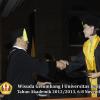 wisuda-unpad-gel-i-ta-2012_2013-fakultas-ilmu-komunikasi-oleh-dekan-117