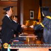 wisuda-unpad-gel-i-ta-2013_2014-fakultas-ekonomi-dan-bisnis-oleh-dekan-077