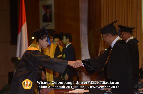 wisuda-unpad-gel-i-ta-2013_2014-fakultas-isip-oleh-rektor-201