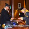 wisuda-unpad-gel-i-ta-2013_2014-fakultas-tip-oleh-dekan-041