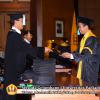 wisuda-unpad-gel-i-ta-2013_2014-fakultas-ilmu-budaya-oleh-dekan-051