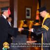 wisuda-unpad-gel-i-ta-2013_2014-fakultas-hukum-oleh-dekan-053