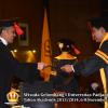 wisuda-unpad-gel-i-ta-2013_2014-fakultas-hukum-oleh-dekan-057