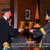 wisuda-unpad-gel-i-ta-2013_2014-fakultas-hukum-oleh-dekan-062