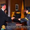 wisuda-unpad-gel-i-ta-2013_2014-fakultas-hukum-oleh-dekan-068