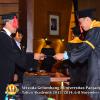 wisuda-unpad-gel-i-ta-2013_2014-fakultas-hukum-oleh-dekan-174