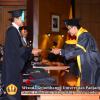 wisuda-unpad-gel-i-ta-2013_2014-fakultas-pik-oleh-dekan-054