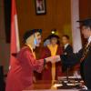 Wisuda Unpad Gel. I TA 2014_2015 Fakultas Keperawatan oleh Rektor 08