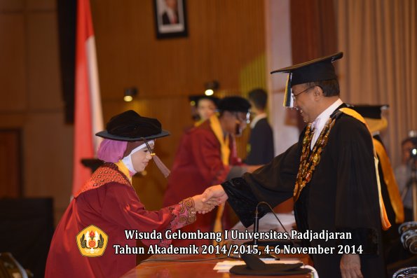 Wisuda Unpad Gel. I TA 2014_2015 Fakultas Peternakan oleh Rektor 07