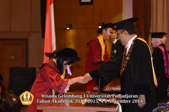 Wisuda Unpad Gel. I TA 2014_2015 Fakultas Kedokteran Gigi oleh Rektor 11