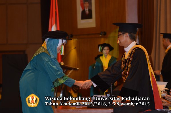Wisuda Unpad Gel I TA 2015_2016  Fakultas Pertanian oleh Rektor-012