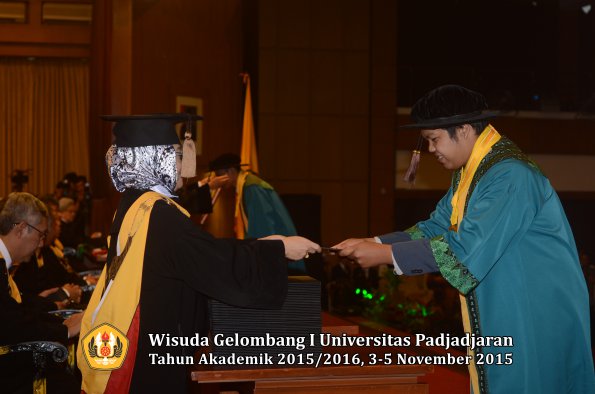Wisuda Unpad Gel I TA 2015_2016  Fakultas Peternakan oleh Dekan-004