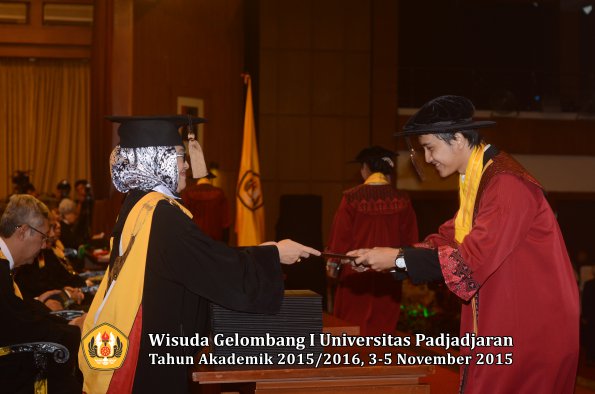 Wisuda Unpad Gel I TA 2015_2016  Fakultas Peternakan oleh Dekan-012