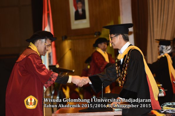 Wisuda Unpad Gel I TA 2015_2016  Fakultas Peternakan oleh Rektor-028