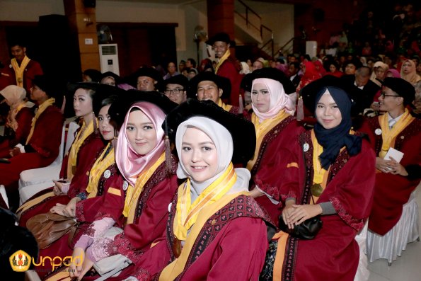 Wisuda Unpad Gel I TA 2017_2018 Sesi II 024