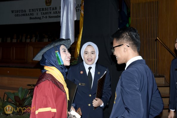 Wisuda Unpad Gel I TA 2017_2018 Sesi II 084