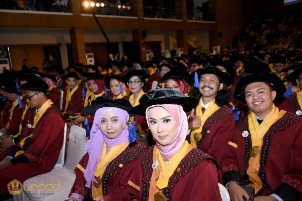 Wisuda Unpad Gel I TA 2017_2018 Sesi IV 221