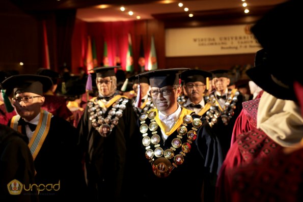 Wisuda Unpad Gel I TA 2017_2018 Sesi V 091