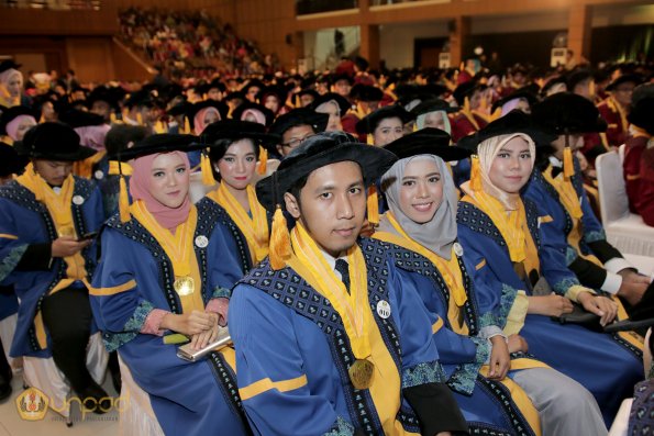 Wisuda Unpad Gel I TA 2017_2018 Sesi VI 049