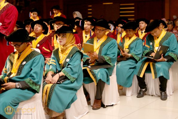 Wisuda Unpad Gel I TA 2017_2018 Sesi VI 139