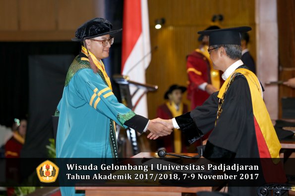 Wisuda Unpad Gel I TA 2017_2018  Fakultas peternakan oleh Rektor 006