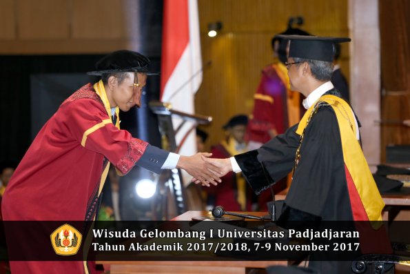 Wisuda Unpad Gel I TA 2017_2018  Fakultas peternakan oleh Rektor 020