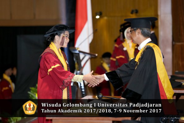 Wisuda Unpad Gel I TA 2017_2018  Fakultas peternakan oleh Rektor 033