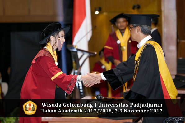 Wisuda Unpad Gel I TA 2017_2018  Fakultas peternakan oleh Rektor 042