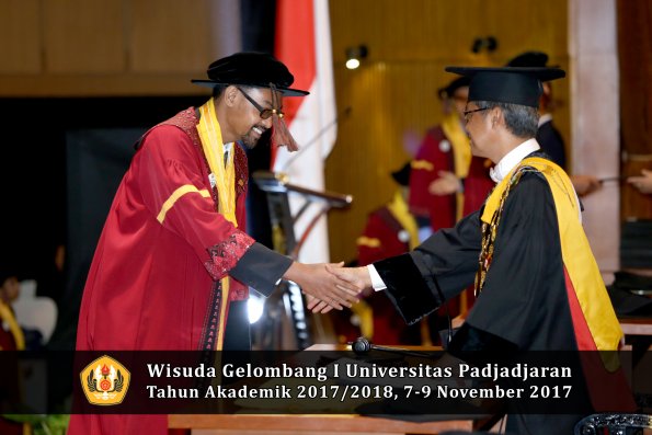 Wisuda Unpad Gel I TA 2017_2018  Fakultas peternakan oleh Rektor 044