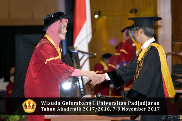 Wisuda Unpad Gel I TA 2017_2018  Fakultas peternakan oleh Rektor 055