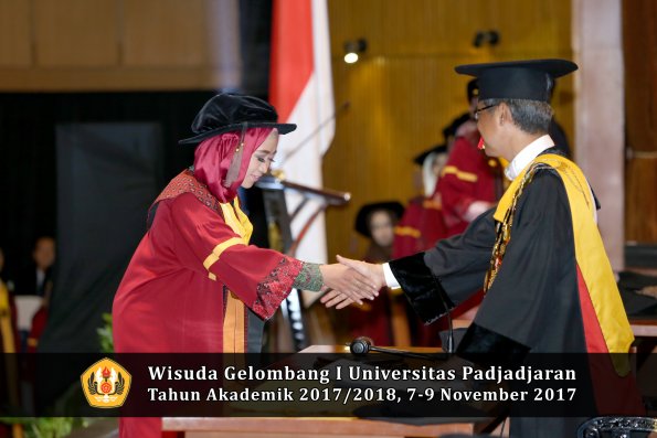 Wisuda Unpad Gel I TA 2017_2018  Fakultas peternakan oleh Rektor 062