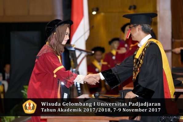 Wisuda Unpad Gel I TA 2017_2018  Fakultas peternakan oleh Rektor 066