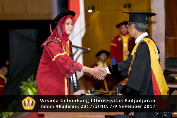 Wisuda Unpad Gel I TA 2017_2018  Fakultas peternakan oleh Rektor 092