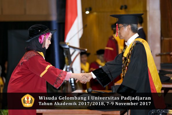 Wisuda Unpad Gel I TA 2017_2018  Fakultas peternakan oleh Rektor 104