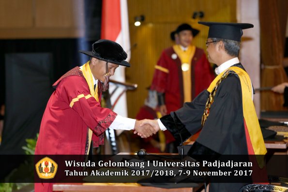 Wisuda Unpad Gel I TA 2017_2018  Fakultas peternakan oleh Rektor 109