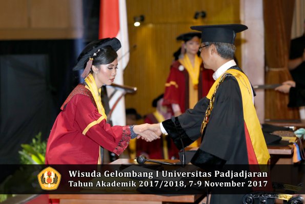 Wisuda Unpad Gel I TA 2017_2018  Fakultas peternakan oleh Rektor 116