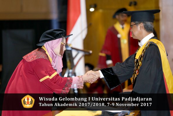 Wisuda Unpad Gel I TA 2017_2018  Fakultas peternakan oleh Rektor 119