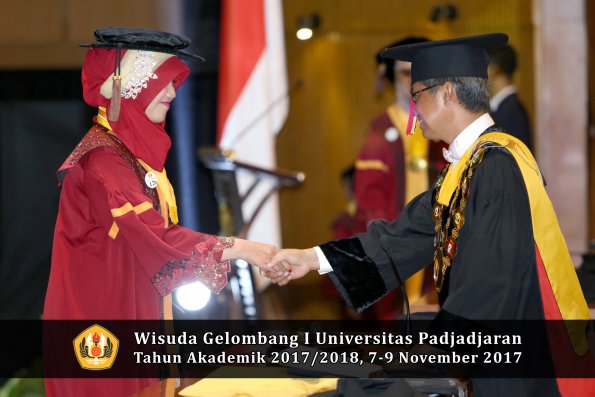 Wisuda Unpad Gel I TA 2017_2018  Fakultas peternakan oleh Rektor 129
